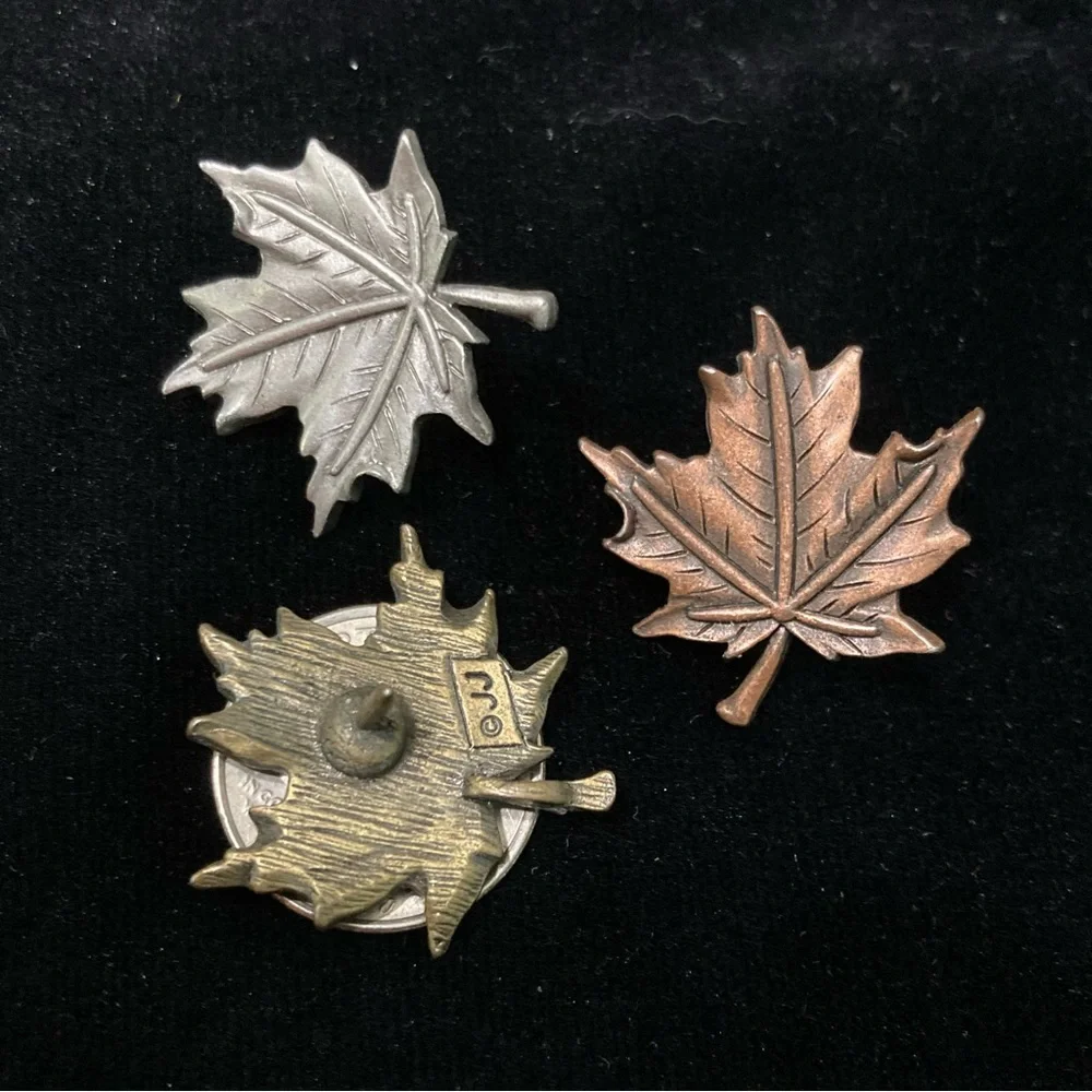 JJ JONETTE JEWELRY Lot of 3 OAK LEAF PINS Silver Copper Gold tone metal LIKE NEW